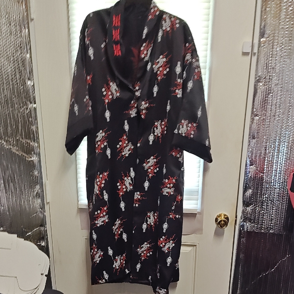 Black Kimono